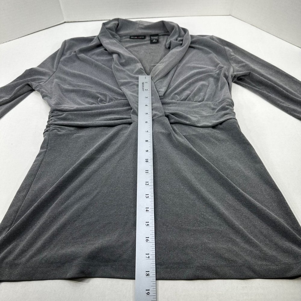 New York And Company Women's Size Large Top Long Sleeve Pullover Gray Preowned - Picture 10 of 11